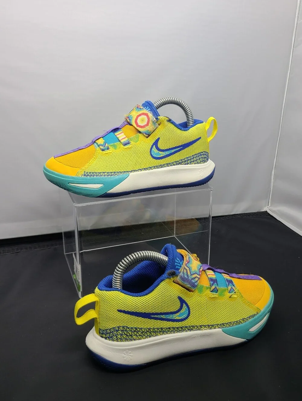 Nike Kyrie Flytrap VI 6 Limited Edition Shoes Yellow Spongebob- kids size 13C